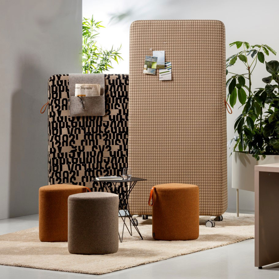 Cascando PULLY Sitzhocker mit Ledergriff